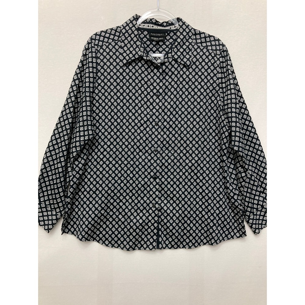 Foxcroft Button Down Size 14W Black White Geometric Floral Wrinkle Free Preppy